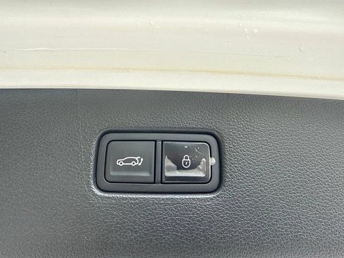Used 2024 Genesis GV80 2.5T AWD/4WD image 31