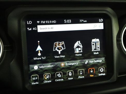 Used 2023 Jeep Wrangler Unlimited Sahara w/ Cold Weather Group AWD/4WD image 35