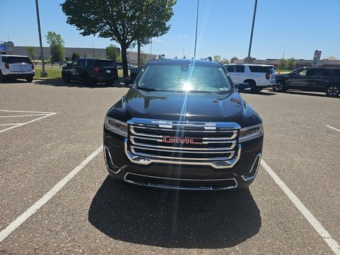 Used 2023 GMC Acadia SLE w/ Driver Convenience Package AWD/4WD image 2