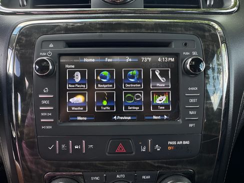 Used 2014 Buick Enclave Premium FWD image 30