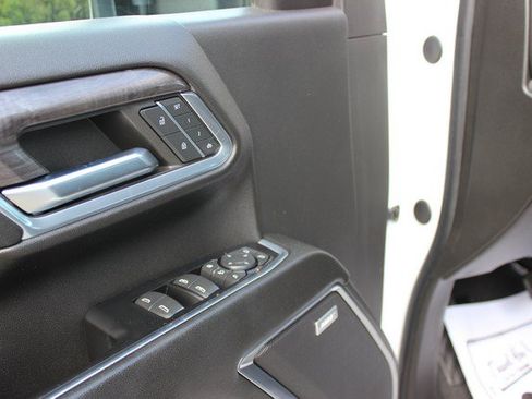 Used 2024 Chevrolet Silverado 2500 LTZ w/ LTZ Convenience Package AWD/4WD image 8