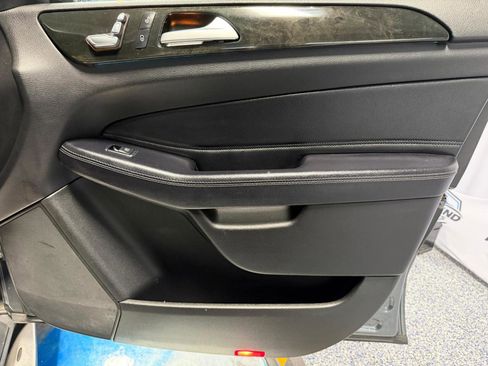 Used 2018 Mercedes-Benz GLE 350 4MATIC w/ Premium 2 Package image 25