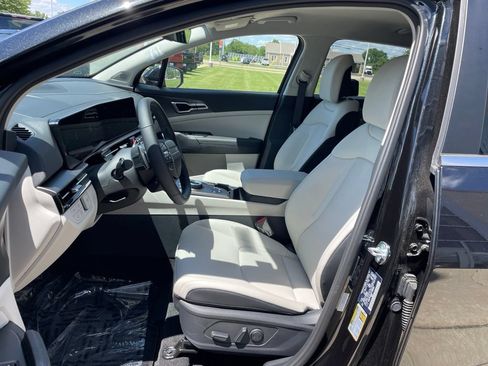 New 2026 Kia Sportage EX AWD/4WD image 8