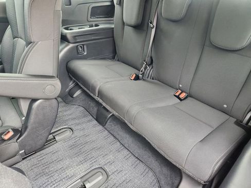 Certified 2025 Subaru Ascent Premium AWD/4WD image 31