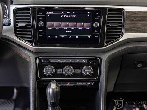 Used 2022 Volkswagen Atlas SE image 36