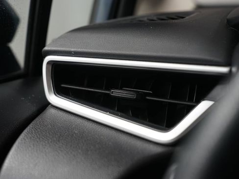 Certified 2024 Toyota Corolla LE image 23