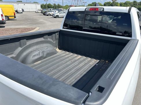 Used 2023 RAM 1500 Big Horn AWD/4WD image 17