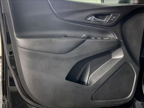 Used 2019 Chevrolet Equinox LT FWD image 20