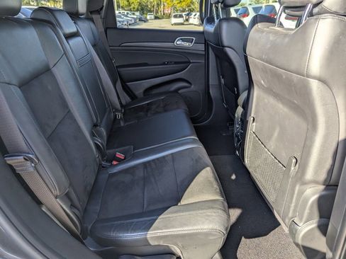 Used 2021 Jeep Grand Cherokee Laredo X image 13