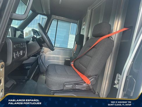 Used 2024 Chevrolet Brightdrop 600 w/ Commercial Equipment Package AWD/4WD image 12