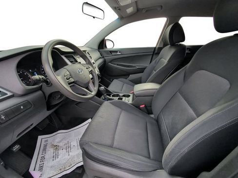 Used 2016 Hyundai Tucson SE w/ Option Group 02 AWD/4WD image 9