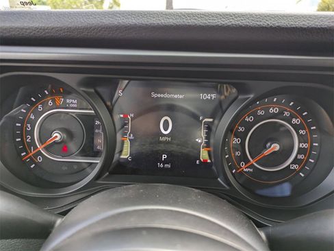 New 2024 Jeep Gladiator Sport image 24