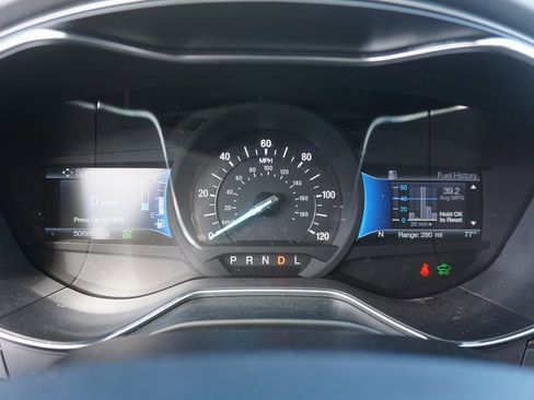 Used 2017 Ford Fusion S image 5