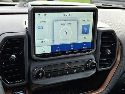 Certified 2023 Ford Bronco Sport Outer Banks w/ Tech Package image 17