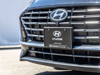 Used 2021 Hyundai Sonata Limited w/ Cargo Package FWD video 3
