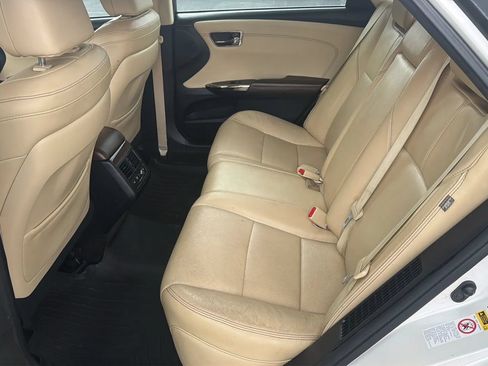Used 2013 Toyota Avalon Limited FWD image 10