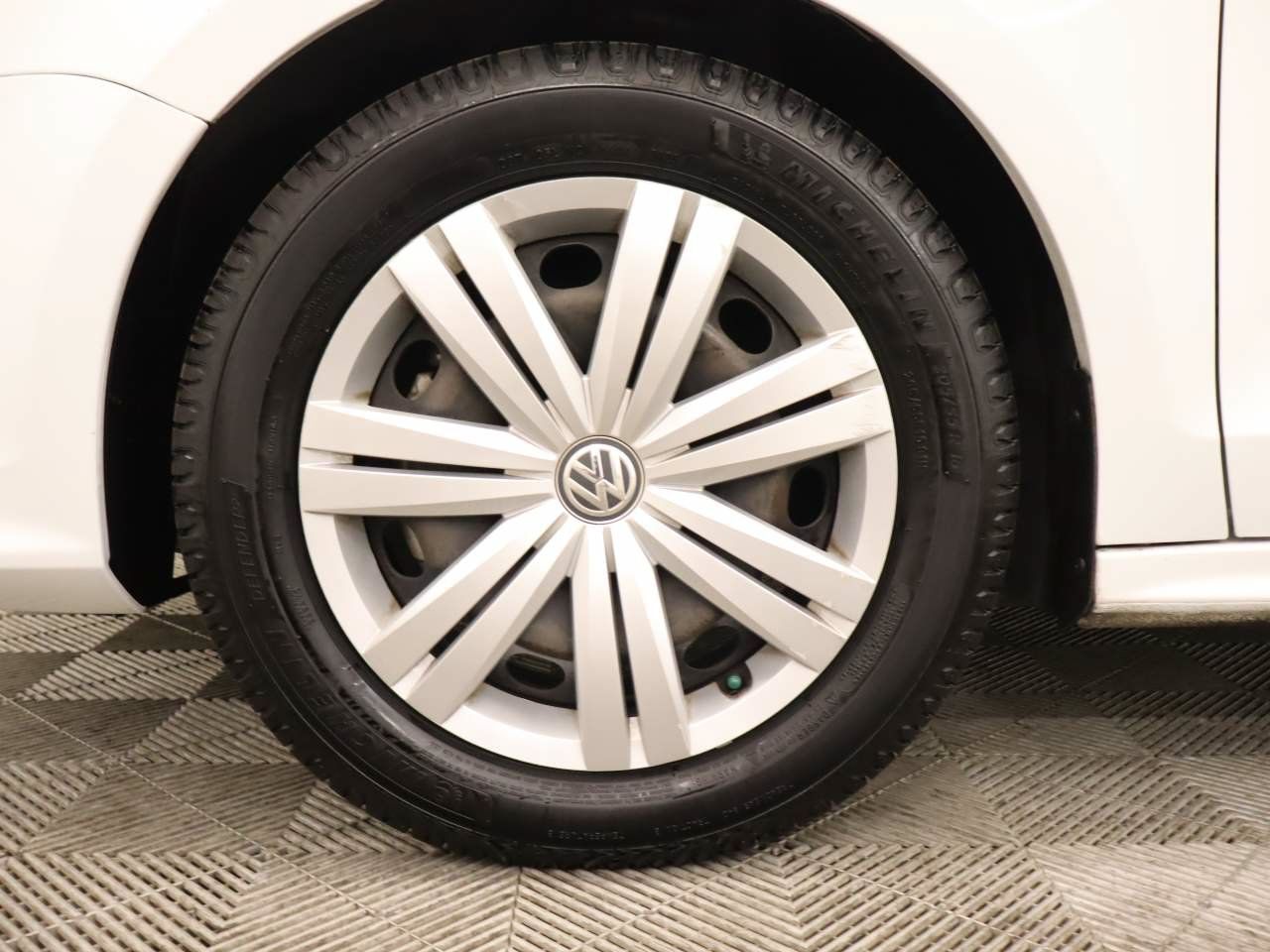 Used 2017 Volkswagen Jetta S FWD image 6