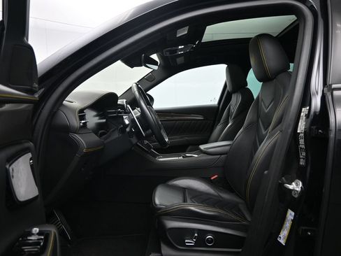Used 2023 Maserati Grecale Modena AWD/4WD image 21