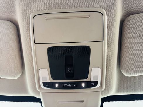 Used 2023 Honda CR-V EX-L image 19