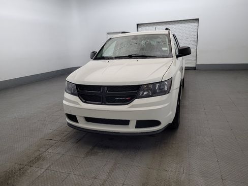 Used 2020 Dodge Journey SE w/ SE Popular Equipment Group FWD image 15