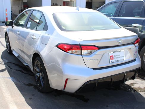 Used 2026 Toyota Corolla SE w/ SE Premium Package FWD image 7