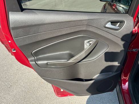 Used 2018 Ford Escape SEL FWD image 19