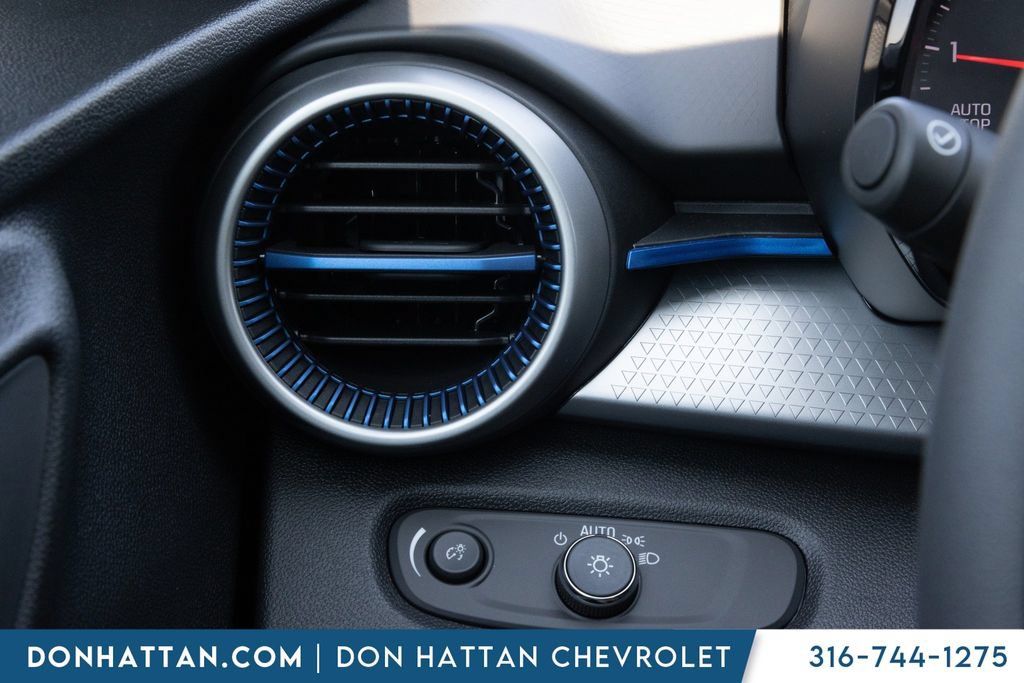 New 2026 Chevrolet Trax LS FWD image 13