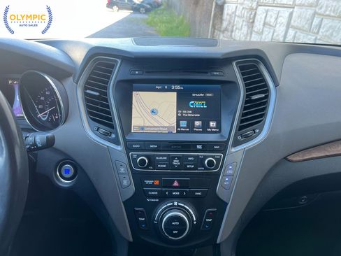 Used 2018 Hyundai Santa Fe Sport w/ 2.4L Tech Package 04 FWD image 30
