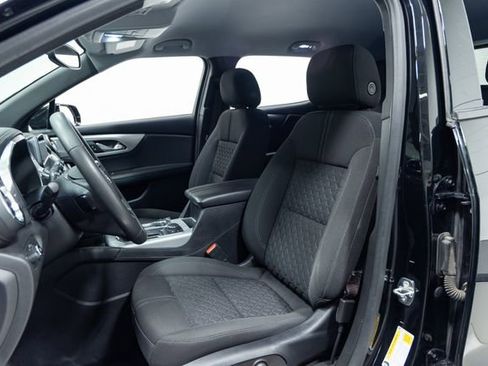 Used 2022 Chevrolet Blazer LT image 22