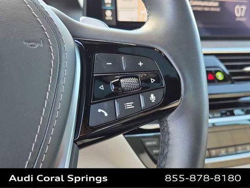 Used 2021 BMW 530e w/ Premium Package image 22