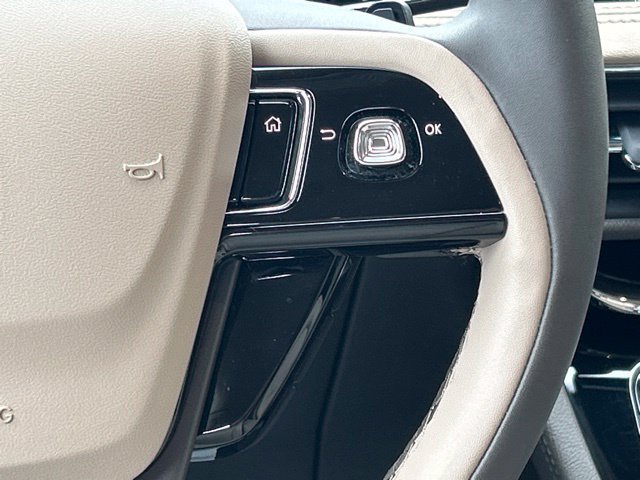 Used 2022 Lincoln Corsair AWD w/ Equipment Group 101A image 81