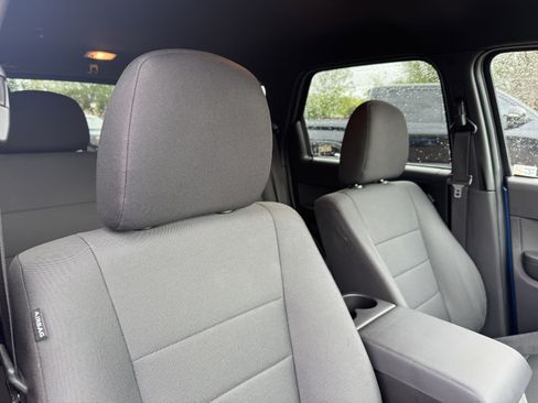 Used 2011 Ford Escape XLT AWD/4WD image 20