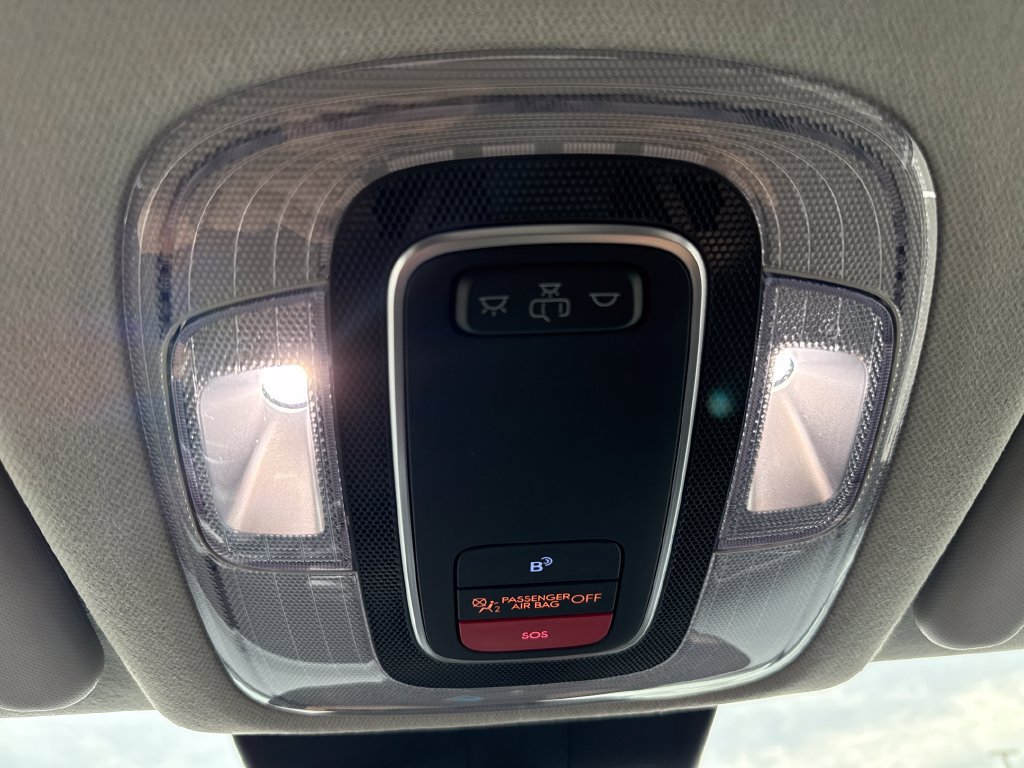 Used 2025 Hyundai Kona SEL AWD/4WD image 23