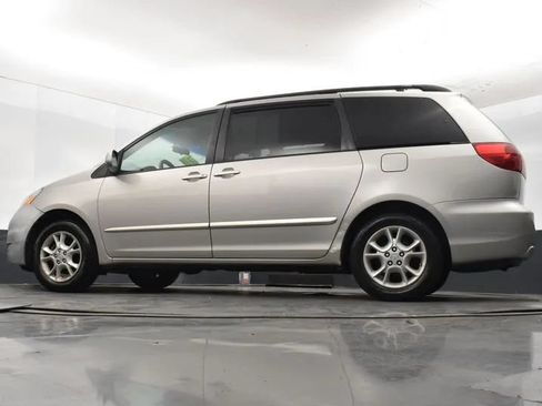 Used 2006 Toyota Sienna FWD image 12