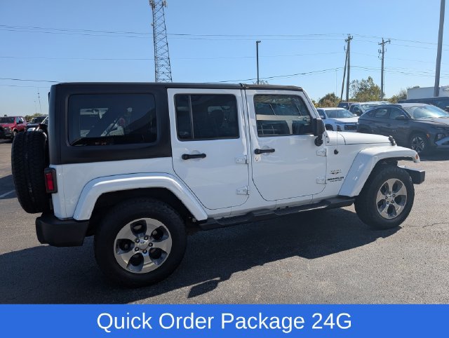 Used 2017 Jeep Wrangler Unlimited Sahara w/ Max Tow Package AWD/4WD image 9