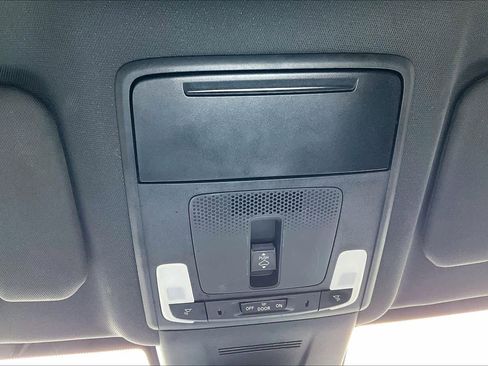 Used 2023 Honda CR-V Sport Touring image 32