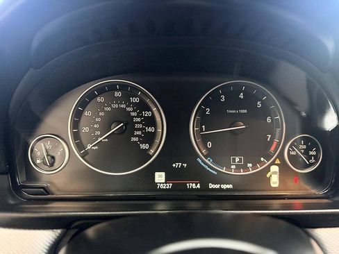Used 2015 BMW 550i Sedan RWD image 8