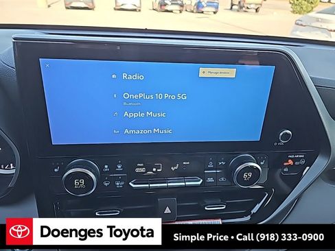 New 2026 Toyota Highlander XLE image 26