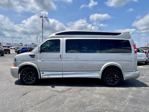 New 2025 GMC Savana 2500 w/ Driver Convenience Package image 6