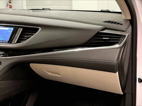 Used 2023 Buick Enclave Avenir w/ Avenir Technology Package FWD image 19