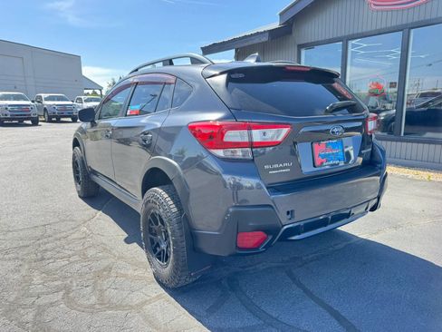 Used 2019 Subaru Crosstrek 2.0i Premium w/ Moonroof Package AWD/4WD image 3