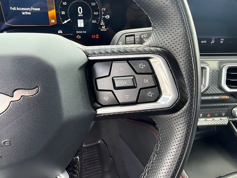 Used 2025 Ford Mustang GT Premium RWD image 15