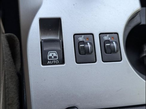 Used 2014 Toyota 4Runner SR5 Premium RWD image 16