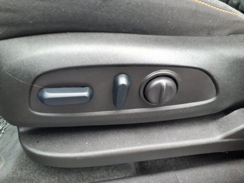 Certified 2024 Chevrolet Equinox LT image 23