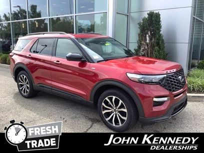 Certified 2022 Ford Explorer ST-Line w/ Class IV Trailer Tow Package