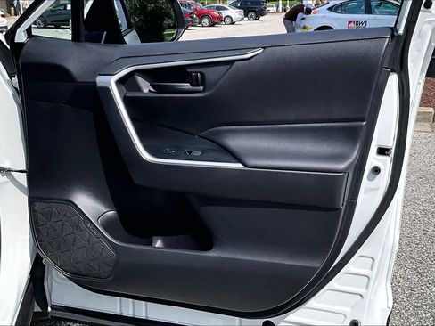 Used 2024 Toyota RAV4 LE image 22