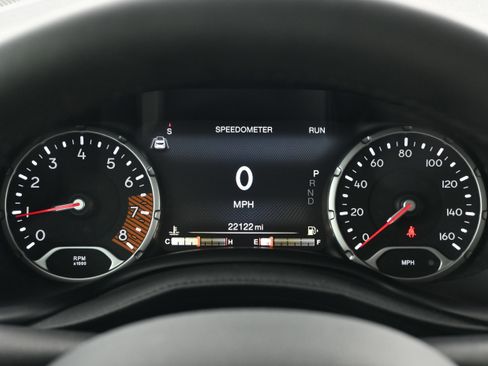 Used 2023 Jeep Renegade Altitude image 24