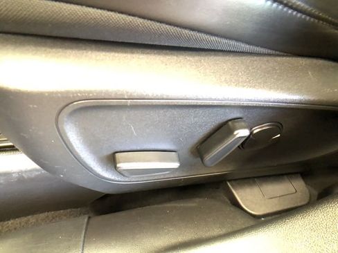 Certified 2025 Ford Escape ST-Line AWD/4WD image 11