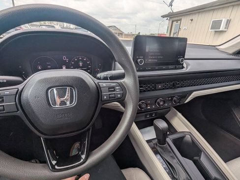 Used 2024 Honda Accord LX image 18
