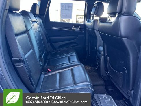 Used 2015 Jeep Grand Cherokee Overland AWD/4WD image 7